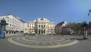 Hviezdoslavovo námestie